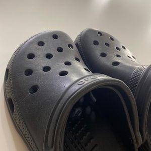 Black Crocs